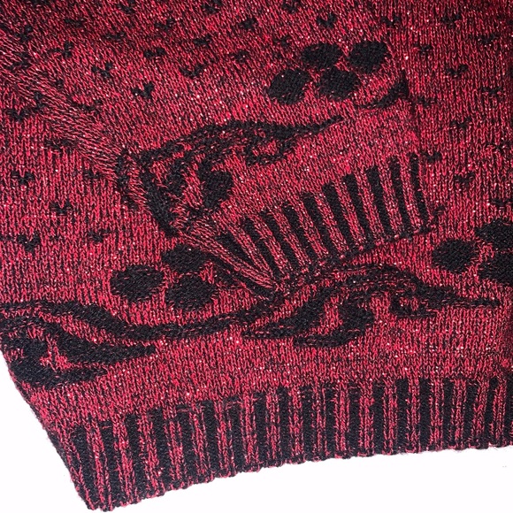 v i n t a g e :: Glam Shimmer Floral Intarsia Granny Knit Sweater - Picture 6 of 11